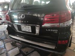 لێکزس LX
